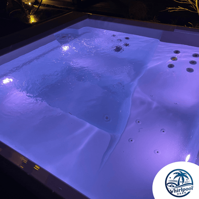 Outdoor Whirlpool Lieferung zu Nikolaus